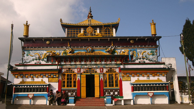 2187025049_c2679301a6_b